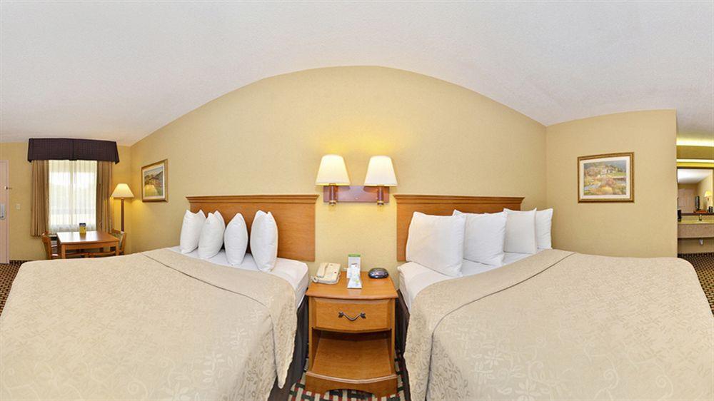 Western Bradford Hotel